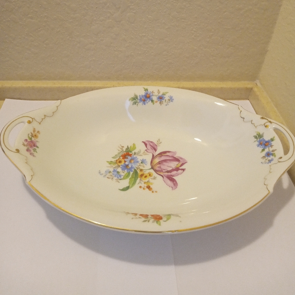 Bohemia Ceramic 2308 Oval Vegetable Bowl.